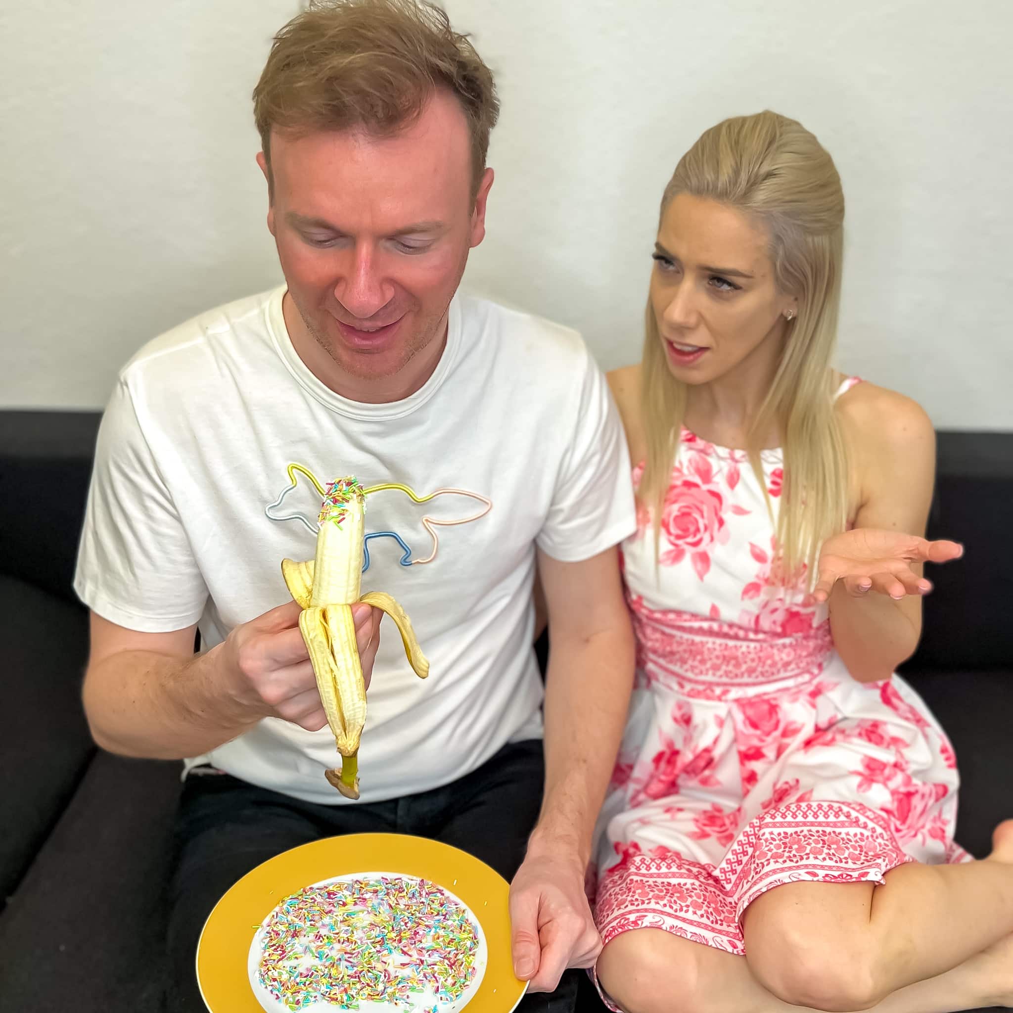 How to eat a banana with Sprinkles and Nesty